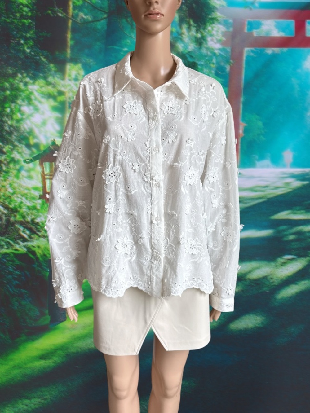 Embroidered cotton Blouse-shirt size: Large